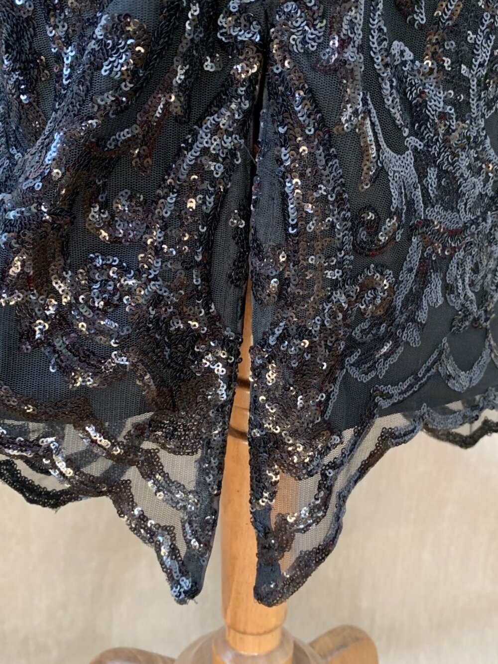 NWT Chi Chi London Margot Black Sequin Bodycon Midi Dress UK | Size 10 - Picture 6 of 10